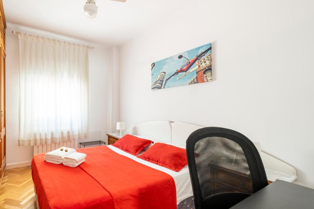 Madrid Center Room Private 7 Minutes Or 4 Metro Stops المظهر الخارجي الصورة